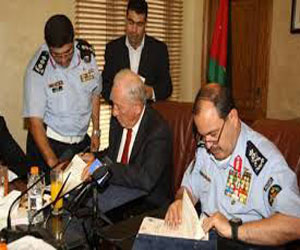   مصر اليوم - اعتقال 5 أردنيين يديرون معاملًا لتصنيع الذَّخائر قرب الحدود السُّورية