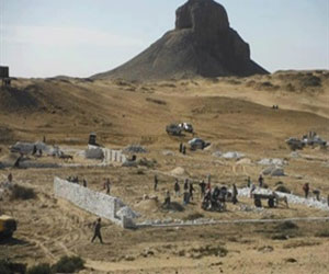   مصر اليوم - الآثار المصرية تنفى خبر تحطم مقبرة أثرية في دهشور