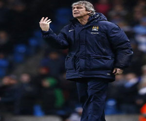   مصر اليوم - بيليغريني يحذر لاعبي السيتي من التهاون والشعور بالرضا