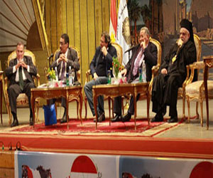 مصر اليوم - وزير الآثار يطالب أهالي الأقصر بقراءة الدستور لمعرفة مجهود الخمسين