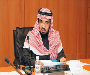   مصر اليوم - مركز الأبحاث في جامعة جازان يناقش خطته السنوية مع التعليم العالي