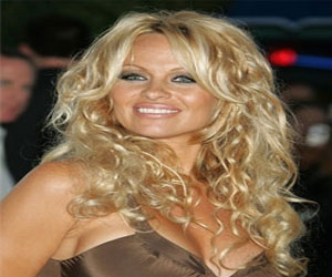 مصر اليوم - الممثلة الأميركية باميلا أندرسون تتزوّج طليقها