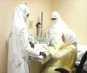   مصر اليوم - 95% من المرضى ومرافقيهم راضون عن أداء الممرضة السعودية
