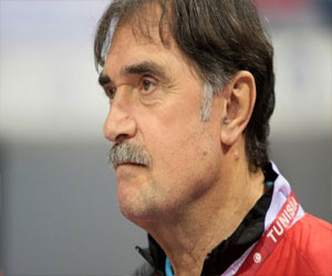   مصر اليوم - مدرب منتخب اليد التونسي يتوقع منافسة قوية من مصر