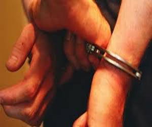   مصر اليوم - ضبط 6 طلاب من جامعة عين شمس بحوزتهم أسلحة خرطوش