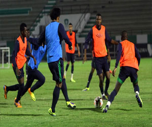   مصر اليوم - المطيري يشارك في أول تدريب له مع الأهلي السعودي