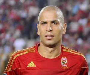   مصر اليوم - نادي الأهلي يدرس إخراج جمعه من القائمة الأفريقية