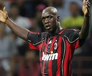   مصر اليوم - وكيل سيدورف يؤكد انه مستعد لتولي تدريب ميلان