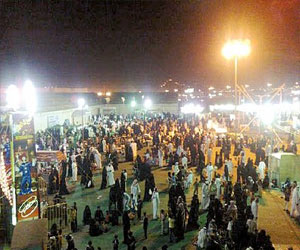   مصر اليوم - 610 طفل في مهرجان التسوق في محايل عسير