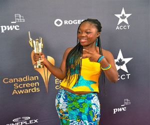   مصر اليوم - فتاة الشارع الكونغولية من المشاهير بعد ظهورها في فيلم سينمائي كندي