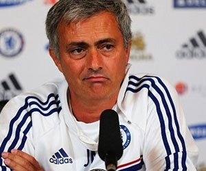   مصر اليوم - مورينيو ينفي نيته التعاقد مع مهاجم جديد