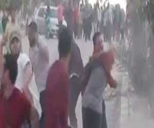 مصر اليوم - الإخوان يعتدون بالضرب على سوهاجيّين