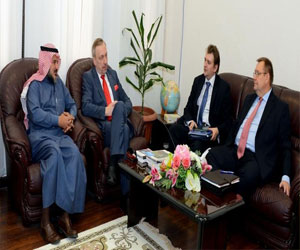   مصر اليوم - وزير الثقافة والتراث الوطني البولندي يزور مكتبة جامعة الملك سعود