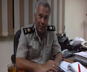   مصر اليوم - توقيف سيدة منتقبة أمام لجنة في الدقهلية تحمل فرد خرطوش وطلقات