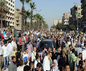   مصر اليوم - القبض على 20 من مؤيدي الإخوان خلال تفريق مسيرات في الإسكندرية