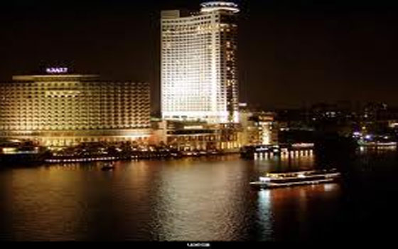   مصر اليوم - فندق رمسيس هيلتون أحد معالم القاهرة على نهر النيل