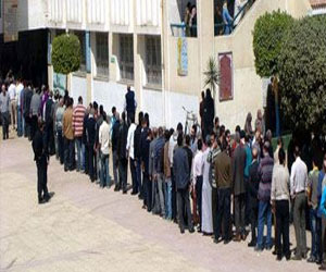 مصر اليوم - إقبال متزايد من الأقباط على لجان الاستفتاء في الإسماعيليّة