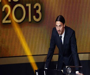   مصر اليوم - حوار كوميدي ينقل إبراهيموفيتش إلى دورتموند مجانًا