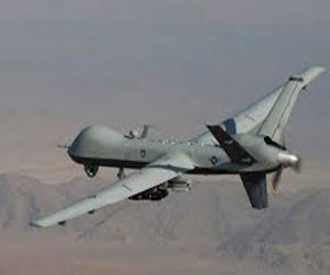 مصر اليوم - مقتل شخصين في غارة جوية لطائرة دون طيار شرق اليمن