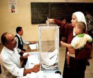 مصر اليوم - أهالي دمياط يتوجّهون بكثافة للإدلاء بأصواتهم