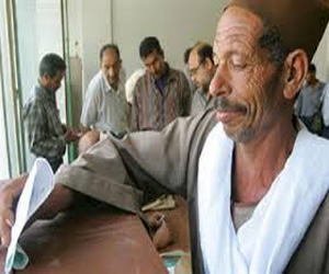 مصر اليوم - بدء عملية التصويت على الدستور في أسيوط وسط إجراءات أمنية مشددة