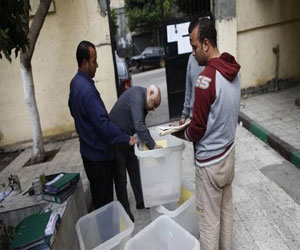   مصر اليوم - وصول مسؤولين من ليبيا وزامبيا لمتابعة الاستفتاء