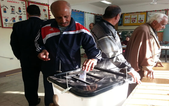   مصر اليوم - مطالب لغرفة عمليَّات وزارة الشَّباب بلجان إضافيَّة للدُّستور في دمياط وأسوان