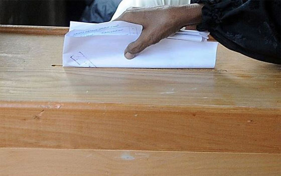   مصر اليوم - اللجنة العليا للانتخابات تُعلن ضبط 3 سيّدات يحاولن التصويت مرتين