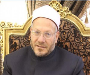   مصر اليوم - مفتي مصر يؤكد أنَّ موادَّ الدستور الجديد تحافظ على الهويَّة الإسلاميَّة