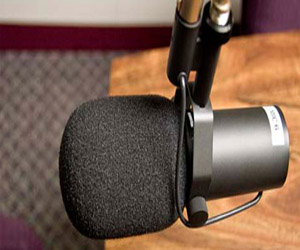 مصر اليوم - محاكمة إذاعى سابق بهيئة الإذاعة البريطانية بتهمة استغلال شهرته فى الإيقاع بالنساء