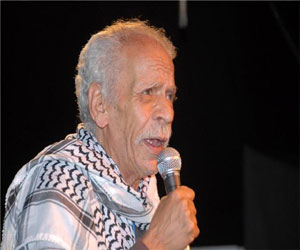   مصر اليوم - أحمد فؤاد نجم سفير الفقراء في الأرض في مجلة دبي الثقافية