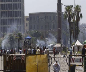   مصر اليوم - قتيلان و10 مصابين حصيلة اشتباكات جامعة القاهرة