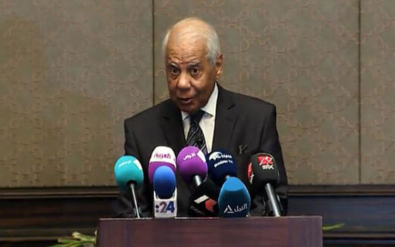   مصر اليوم - الببلاوي يعتبر الاستفتاء على الدستور المُعدل ثورة مُكملة لسابقتيها