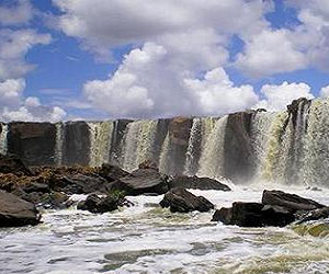 مصر اليوم - منطقة الأربعة عشر شلالاً طبيعة عذراء وجمال مُحيّر