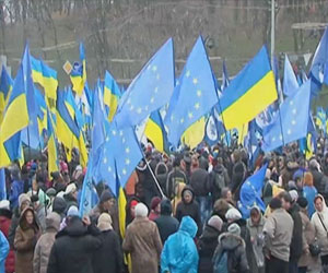   مصر اليوم - أشتون تعرب عن قلقها العميق بشأن قوانين منع التظاهر في أوكرانيا