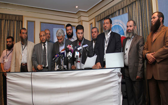   مصر اليوم - حزب النور السلفيّ يُعلن عدم تمسّكه بإجراء الانتخابات البرلمانيّة أولاً