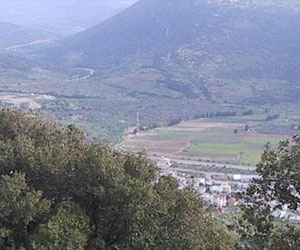   مصر اليوم - العثور على جهازَي كمبيوتر خارج السياج التقني على الحدود اللبنانية