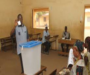   مصر اليوم - 24 مرشحاً لرئاسة إفريقيا الوسطى في المرحلة الانتقالية