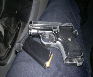 مصر اليوم - حبس متهم بإحراز سلاح ناري وذخيرة في سوهاج 15 يومًا