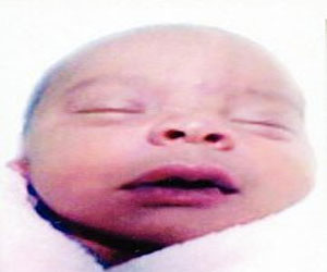   مصر اليوم - وفاة رضيعٍ لم يستدلّ على أهله داخل مستشفى نجع حمّادي العامّ