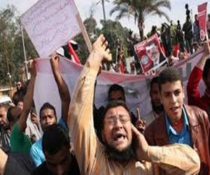   مصر اليوم - تجديد حبس 60 شخصًا من أنصار المعزول