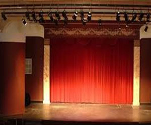   مصر اليوم - البيت الفني يقيم فرحة على مسرح البالون 25 يناير الجاري