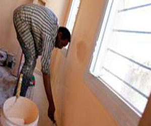 مصر اليوم - عيون مصرية حملة لإزالة العبارات المسيئة للجيش من جدران مدارس سوهاج