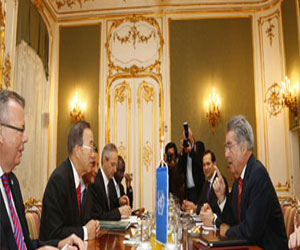   مصر اليوم - مركز الملك عبد الله بن عبدالعزيز العالمي يناقش برامجه لعام 2015م