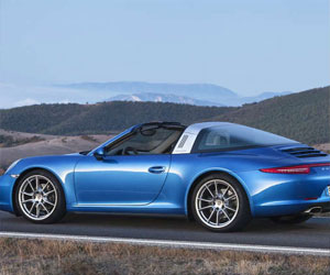   مصر اليوم - التقديم العالمي الأول لـ بورشه 911 تارغا الجديدة