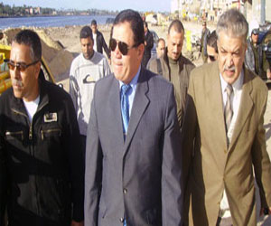 مصر اليوم - محافظ دمياط يتفقد مبنى وحدة مرور فارسكور