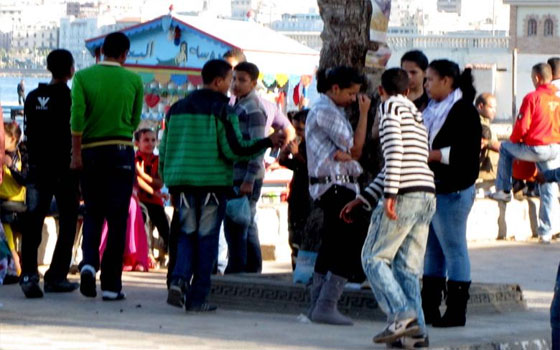   مصر اليوم - مصر اليوم يطرح تساؤلًا: أيهما أقوى التَّحرش الجنسي أم النَّفسي؟