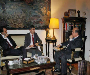   مصر اليوم - عرض لوحات فان جوخ وكلود مونبنية قي مصر سبتمبر