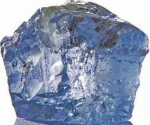   مصر اليوم - العثور على ماسّة زرقاء نادرّة في جنوب أفريقيّا