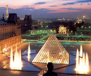   مصر اليوم - متحف اللوفر الفرنسي يجتذب الملايين على الفيسبوك